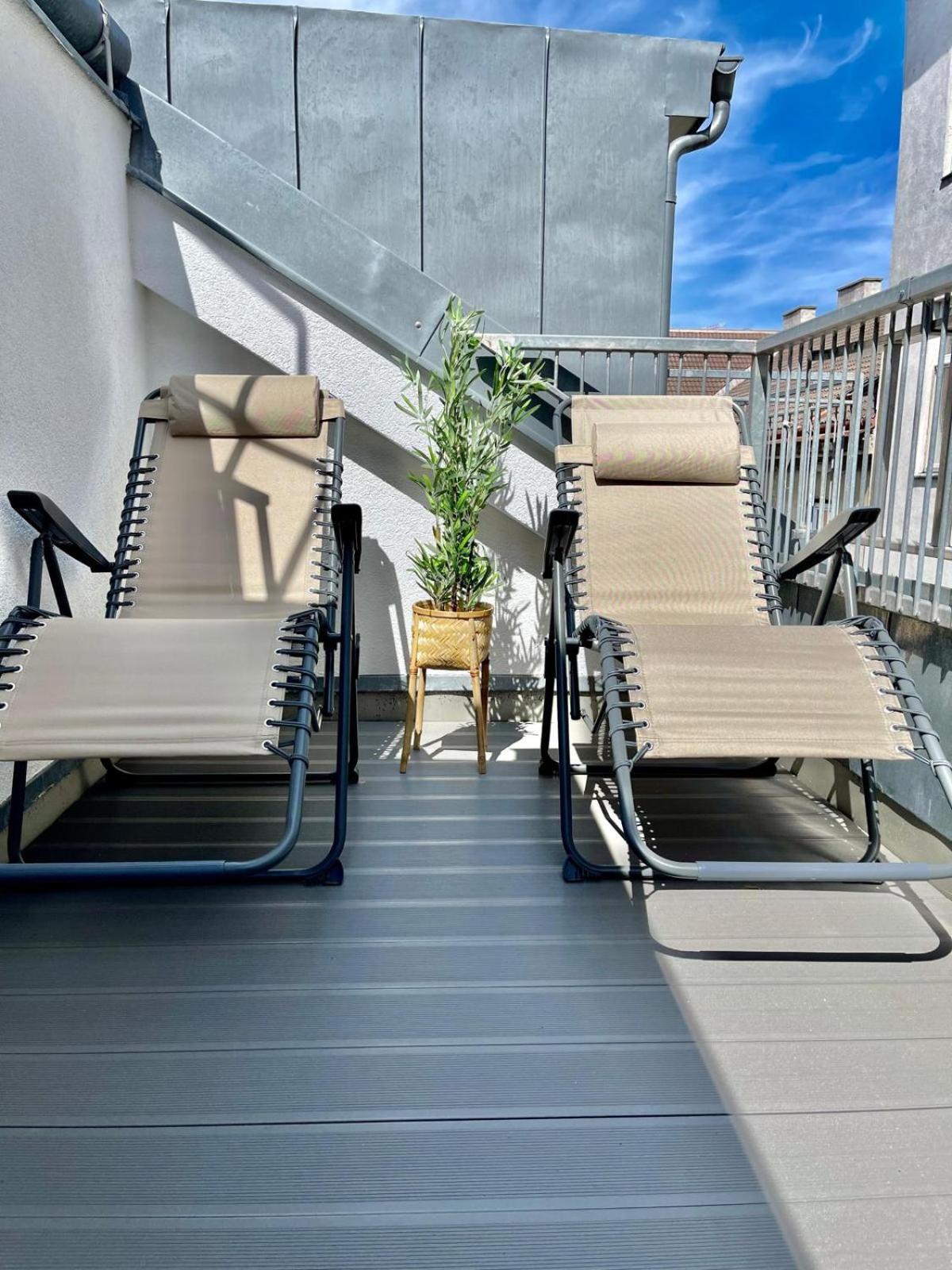 Apartment With Balcony Near Augarten Wien Exterior foto